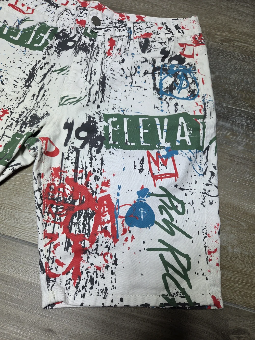 Men's Graffiti Print Denim Shorts Size 34 White Multicolor